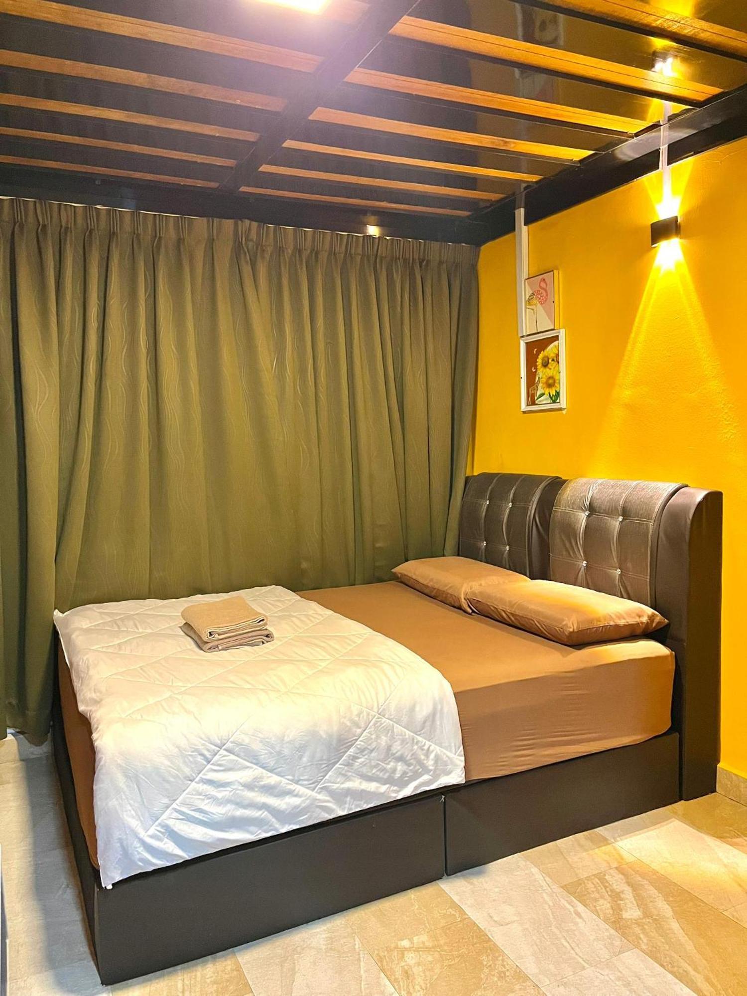 Suza Hostel Tumpat Exterior foto
